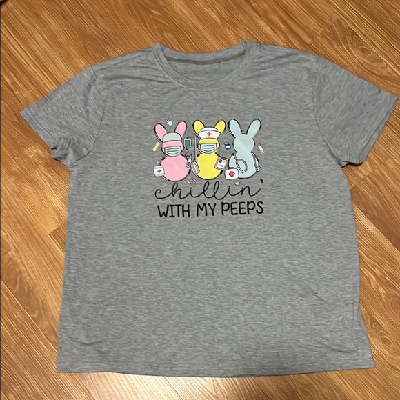 Gray 'Chillin' With My Peeps' T-Shirt Easter new - Picture 1 of 3